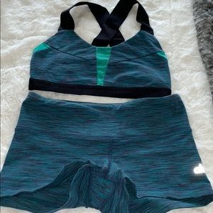 Like new sports bra and biker short bundle